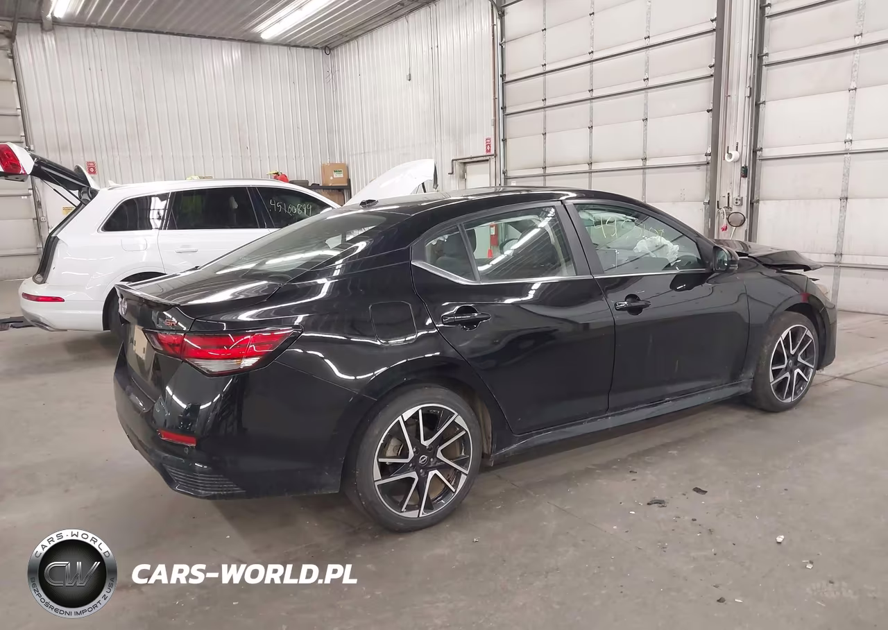 2025 Nissan Sentra Sr VIN:3N1AB8DV3SY203592 - 4