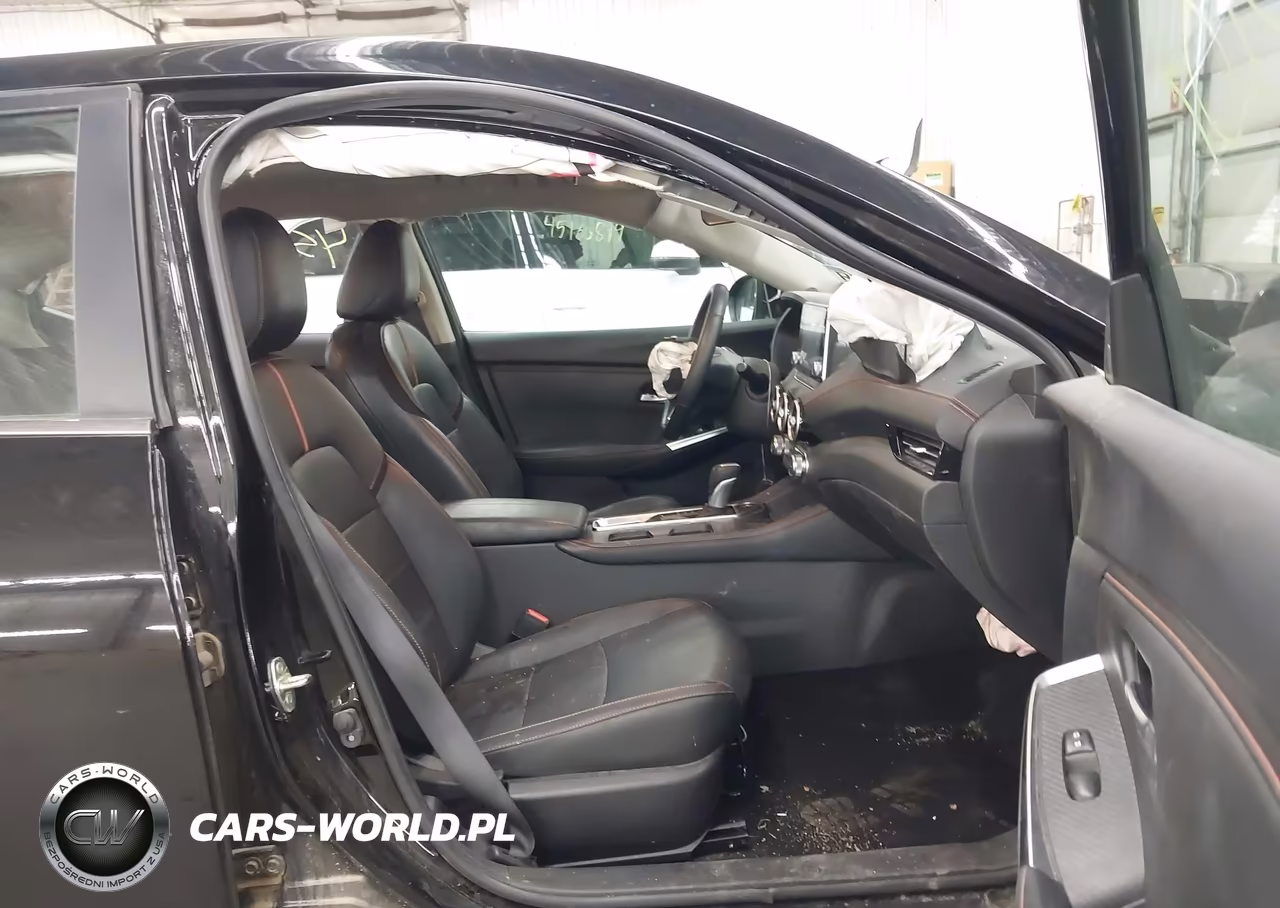 2025 Nissan Sentra Sr VIN:3N1AB8DV3SY203592 - 5