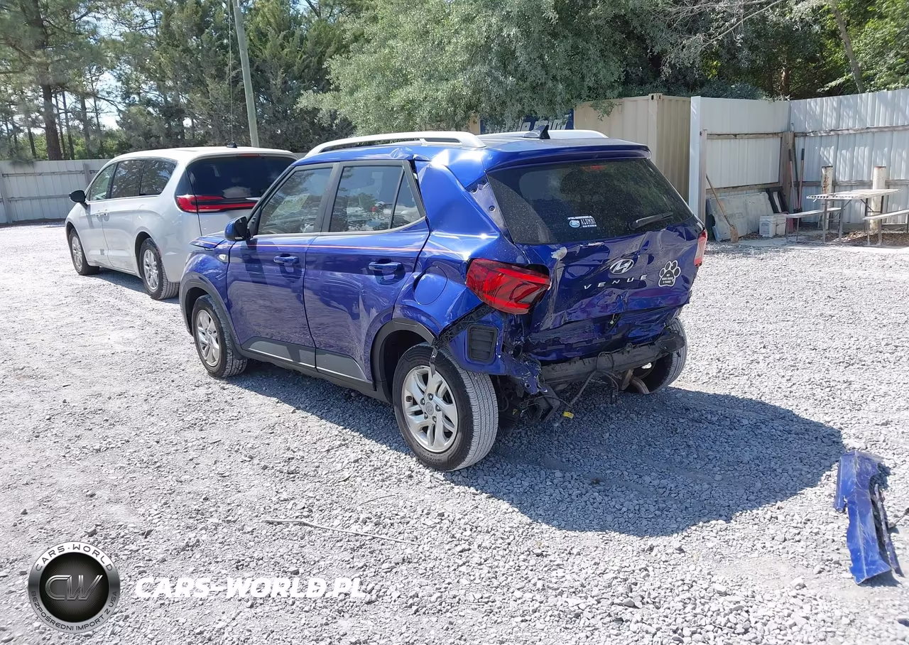 2020 Hyundai Venue Sel VIN:KMHRC8A32LU032771 - 3