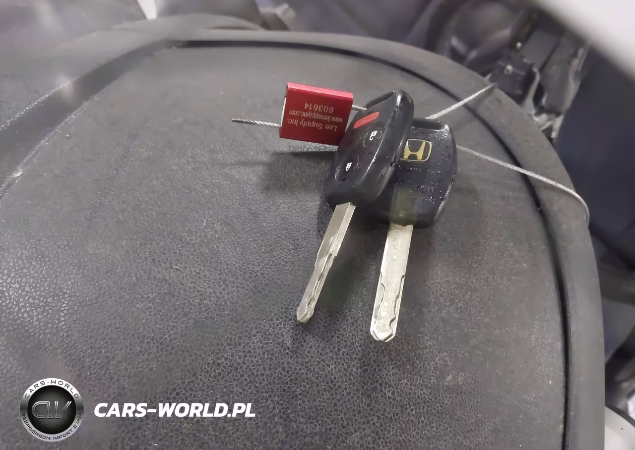 2010 Honda Fit Sport VIN:JHMGE8H4XAC036265 - 11