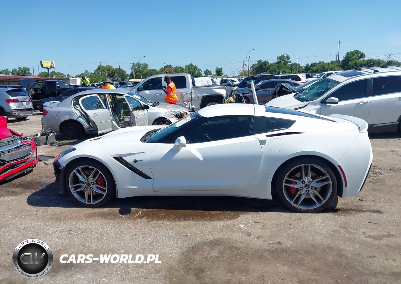 2014 Chevrolet Corvette Stingray Z51 VIN:1G1YK2D79E5105574 - 14