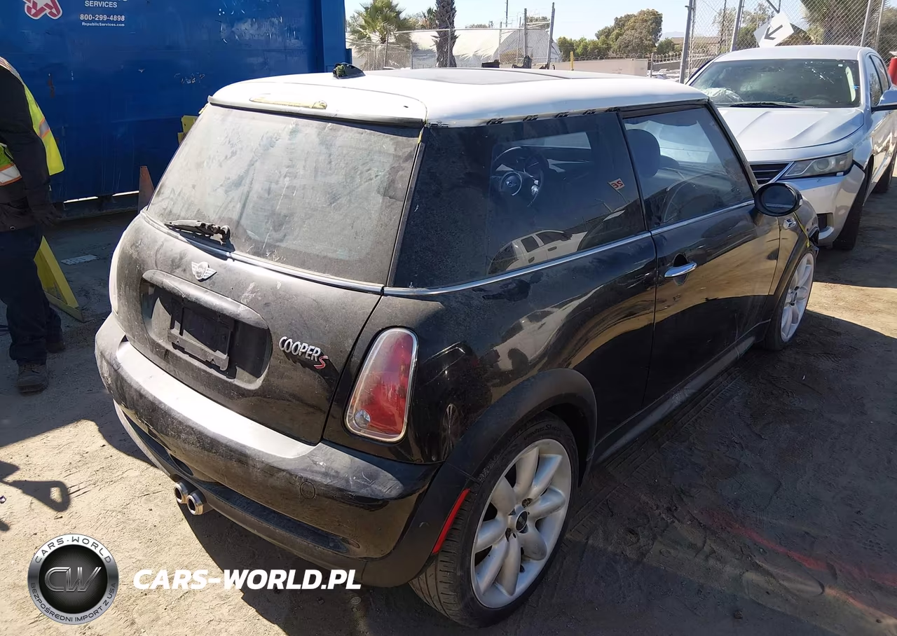 2005 Mini Cooper S VIN:WMWRE33535TG99244 - 4