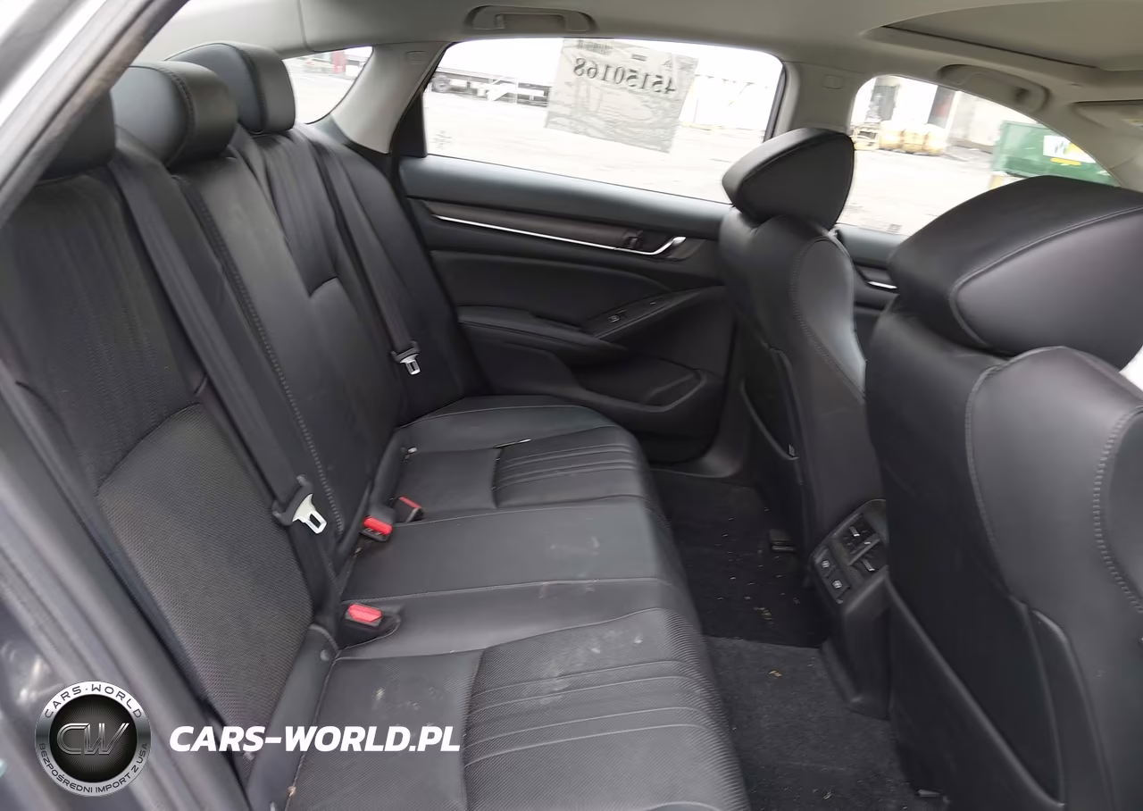 2022 Honda Accord Hybrid Touring VIN:1HGCV3F94NA005968 - 8