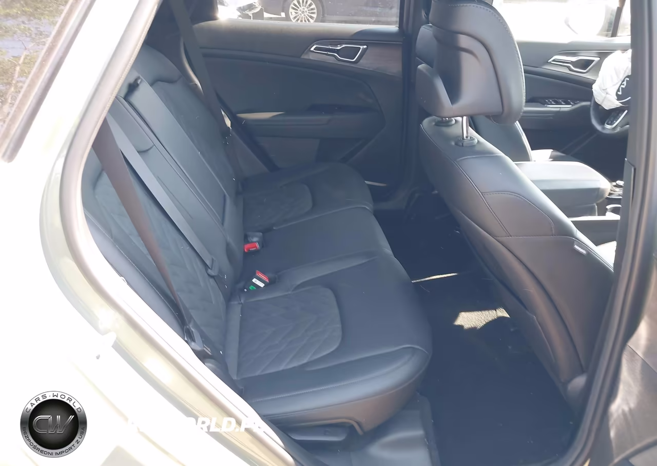2025 Kia Sportage X-Line VIN:5XYK6CDF1SG238587 - 8