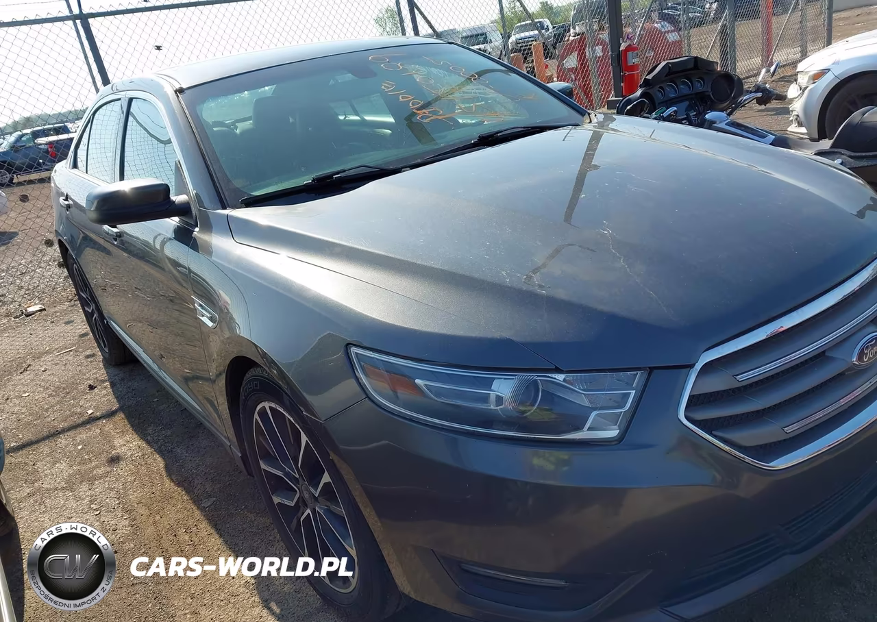 2017 Ford Taurus Sel