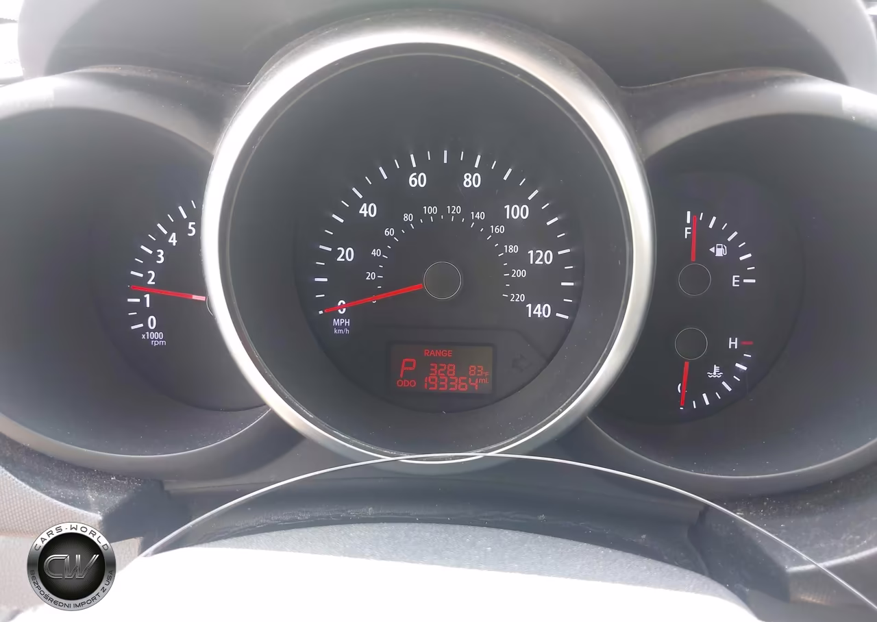 2013 Kia Soul + VIN:KNDJT2A62D7758106 - 7