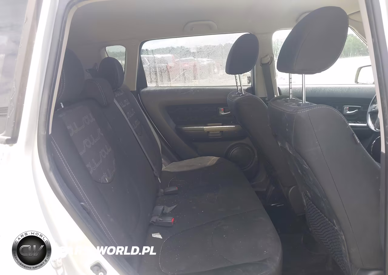 2013 Kia Soul + VIN:KNDJT2A62D7758106 - 8