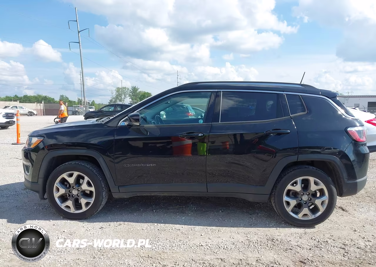 2018 Jeep Compass Limited 4X4 VIN:3C4NJDCBXJT199747 - 14