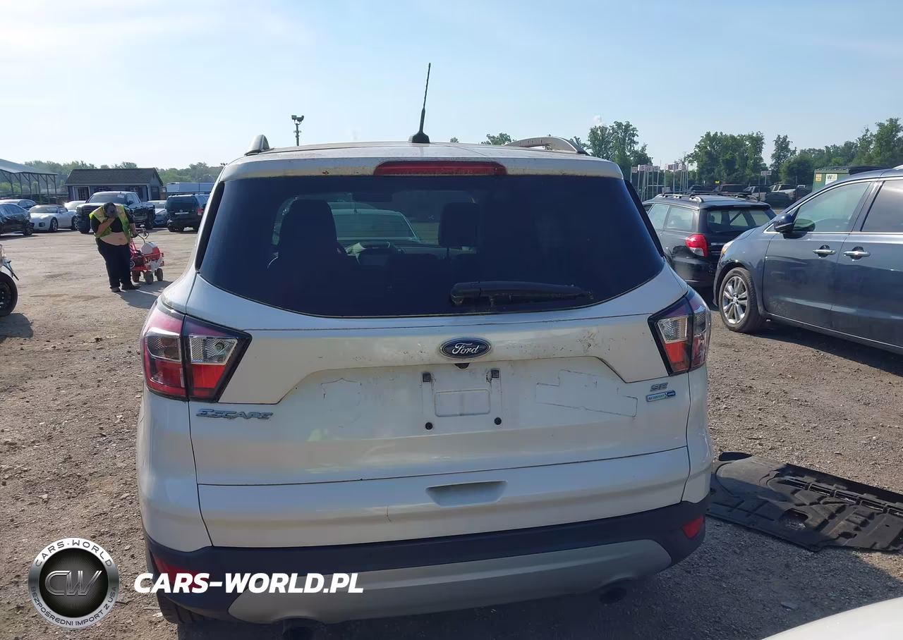 2017 Ford Escape Se VIN:1FMCU9GD7HUC31816 - 17
