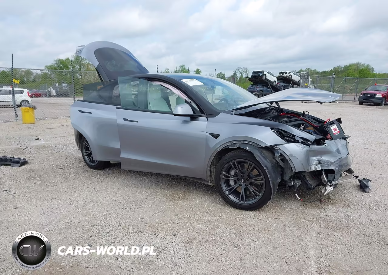 2024 Tesla Model Y Long Range Dual Motor All-Wheel Drive – zdjęcie 1 z 15