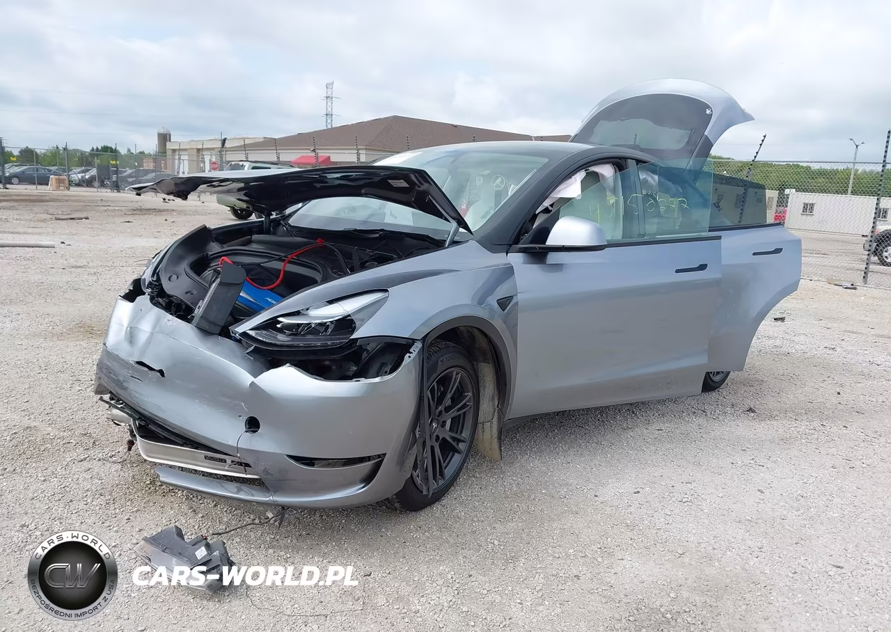 2024 Tesla Model Y Long Range Dual Motor All-Wheel Drive VIN:7SAYGDEE7RA314074 - 2