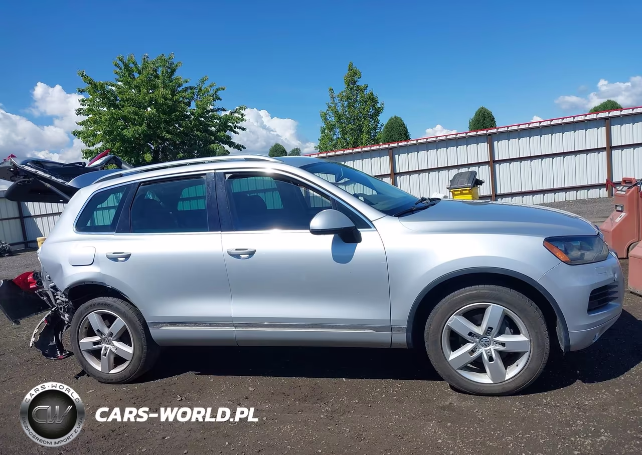 2012 Volkswagen Touareg Tdi Sport VIN:WVGFK9BP3CD001848 - 13