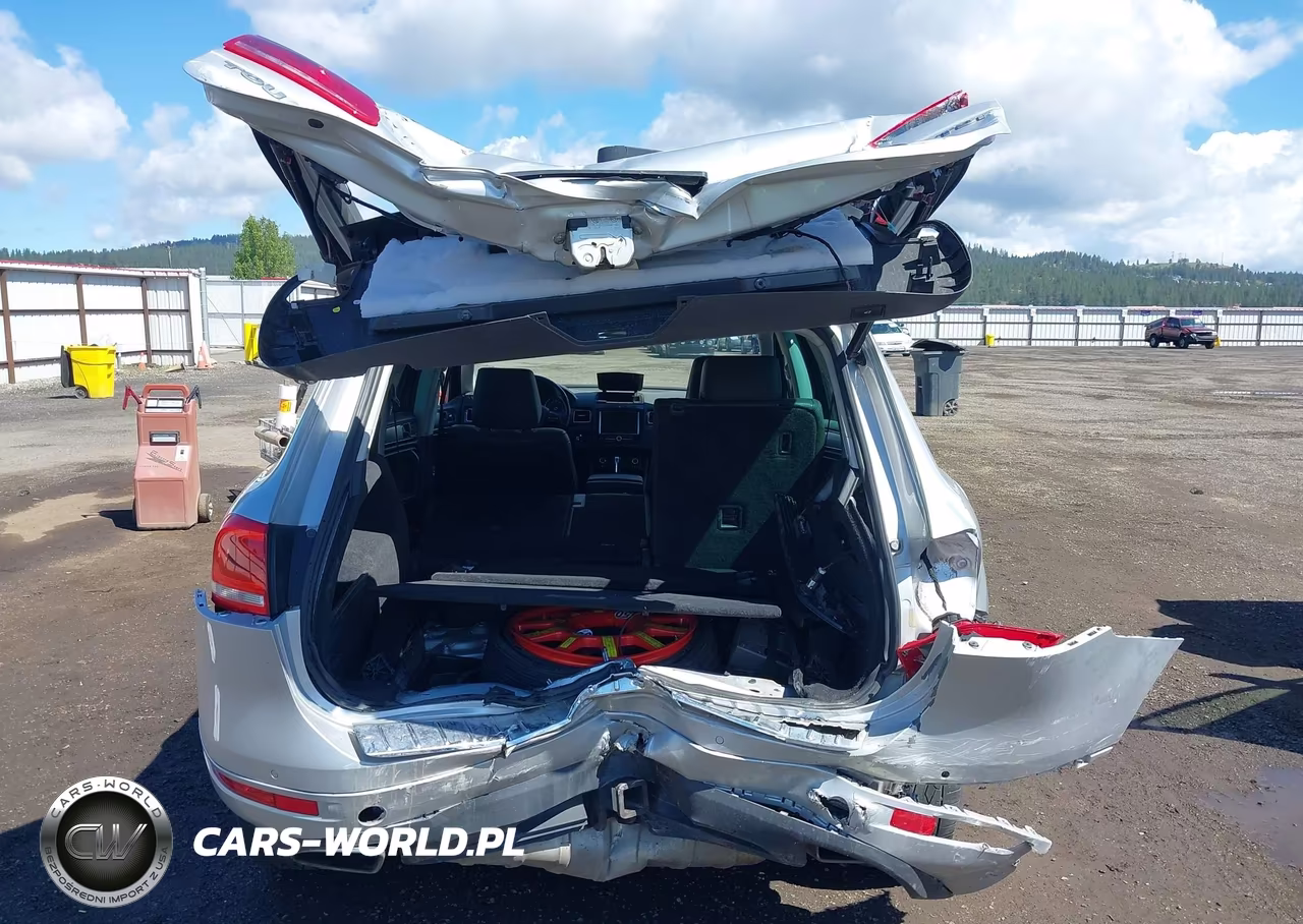 2012 Volkswagen Touareg Tdi Sport VIN:WVGFK9BP3CD001848 - 16