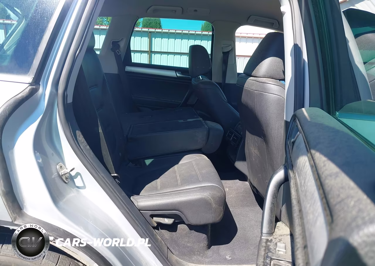 2012 Volkswagen Touareg Tdi Sport VIN:WVGFK9BP3CD001848 - 8