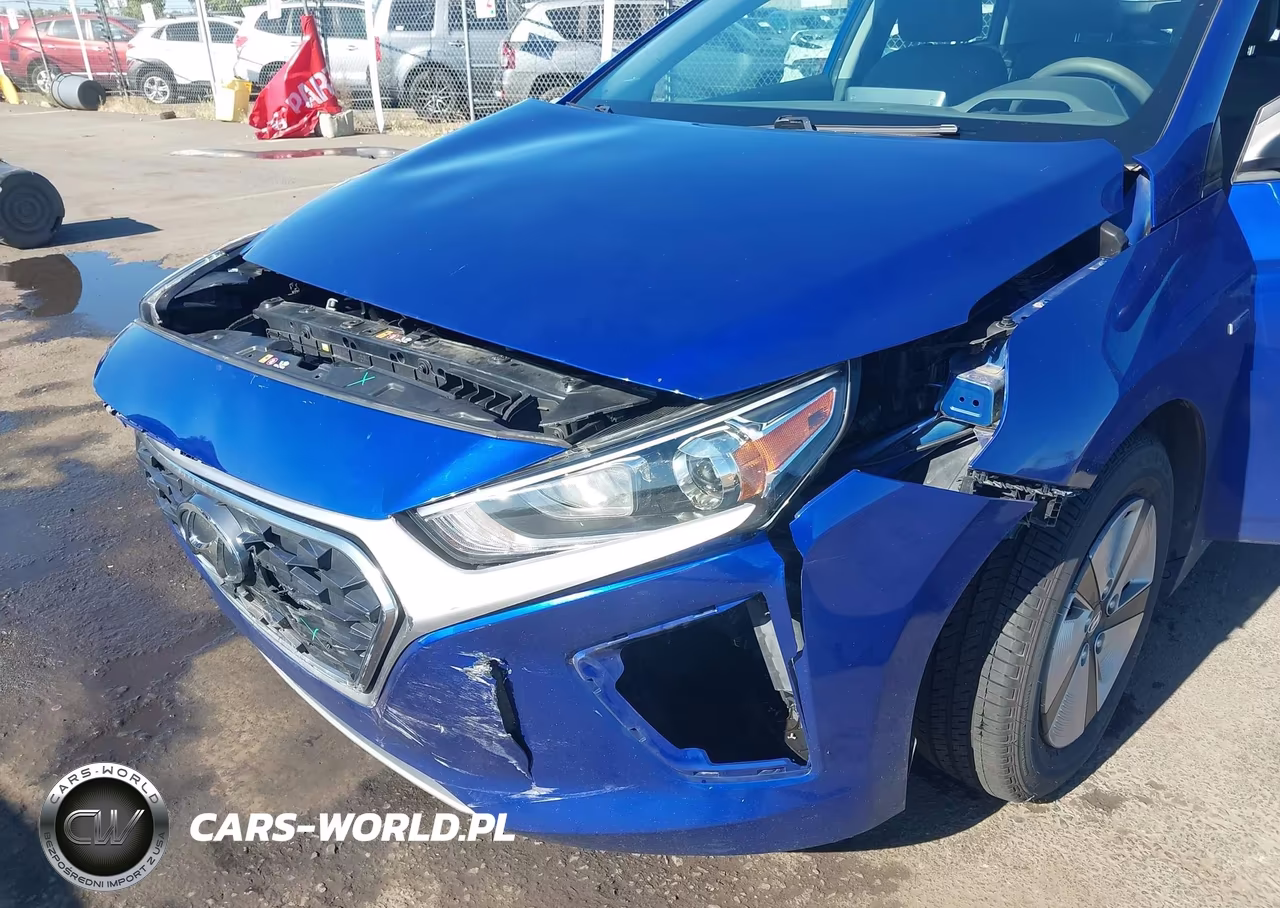 2020 Hyundai Ioniq Hybrid Blue VIN:KMHC65LC1LU228807 - 6