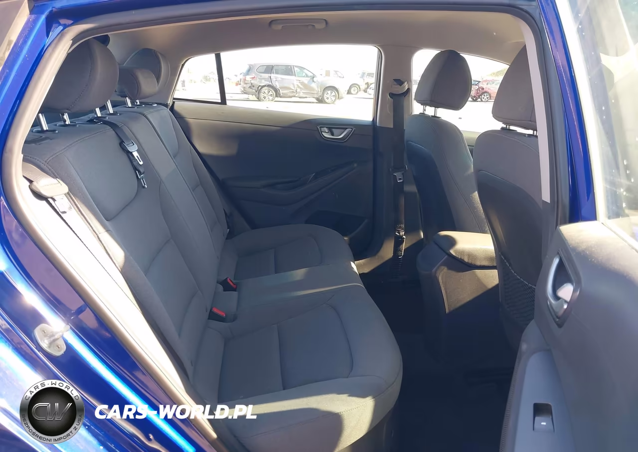 2020 Hyundai Ioniq Hybrid Blue VIN:KMHC65LC1LU228807 - 8