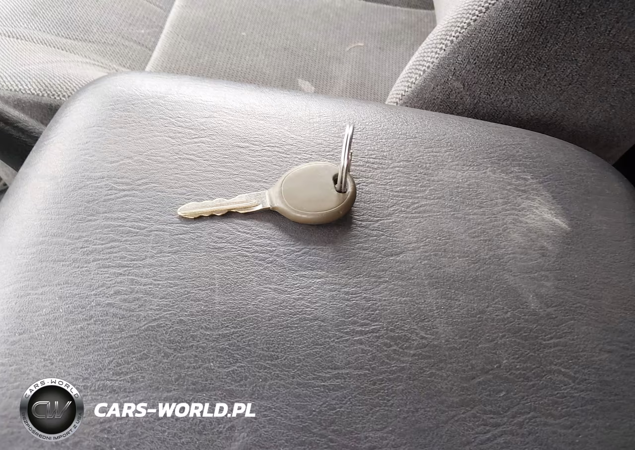 1999 Jeep Grand Cherokee Laredo VIN:1J4GW58N1XC722803 - 11