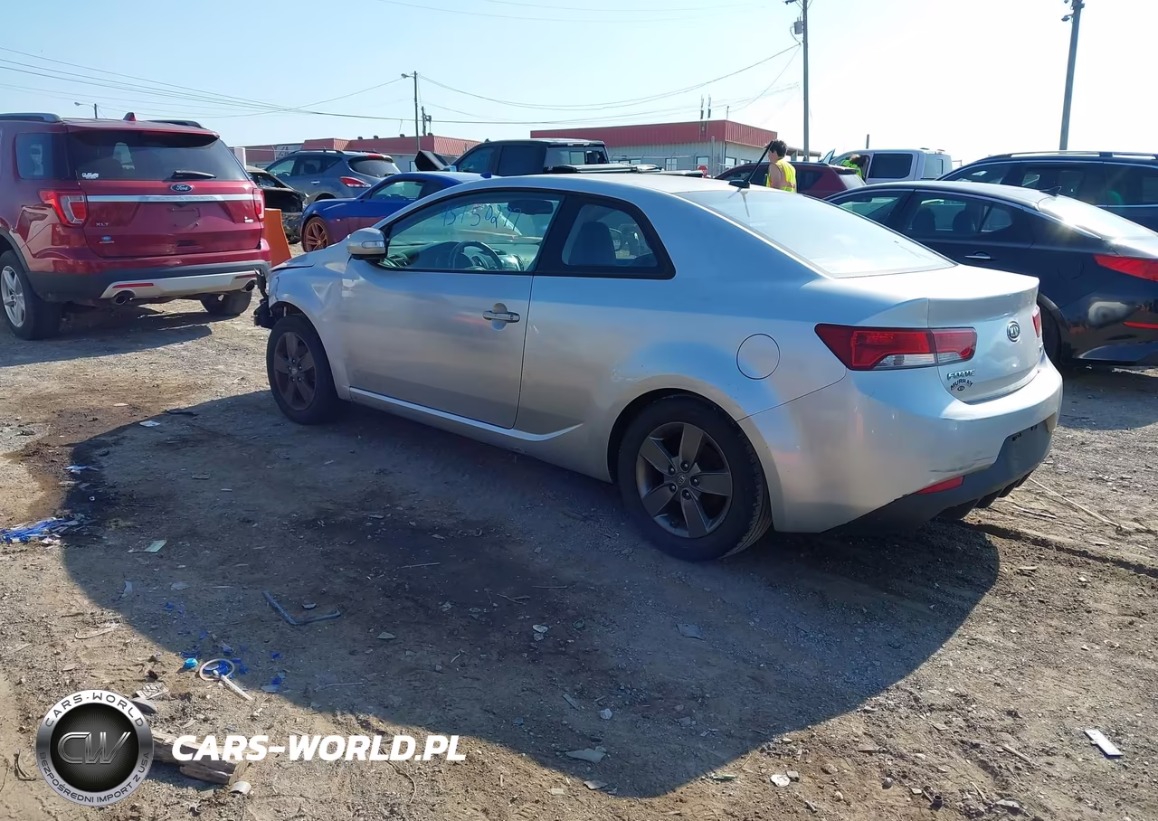 2010 Kia Forte Koup Ex VIN:KNAFU6A29A5205948 - 3
