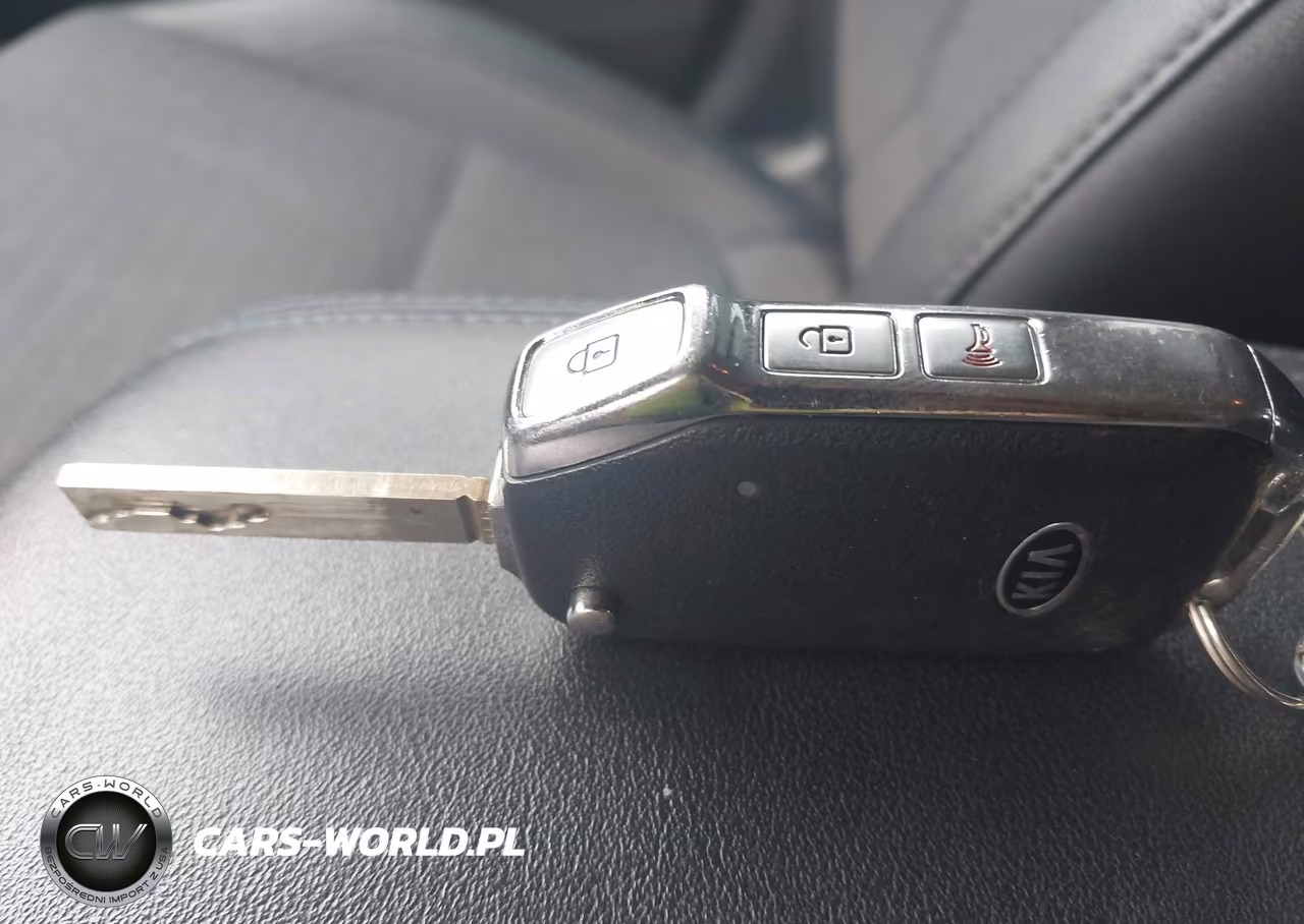 2021 Kia Seltos S Turbo VIN:KNDEUCA29M7041381 - 11