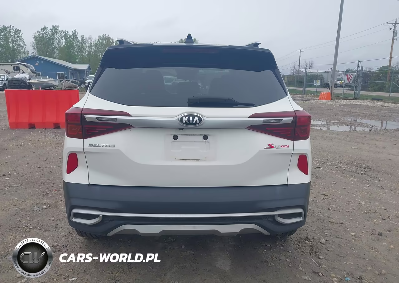 2021 Kia Seltos S Turbo VIN:KNDEUCA29M7041381 - 17