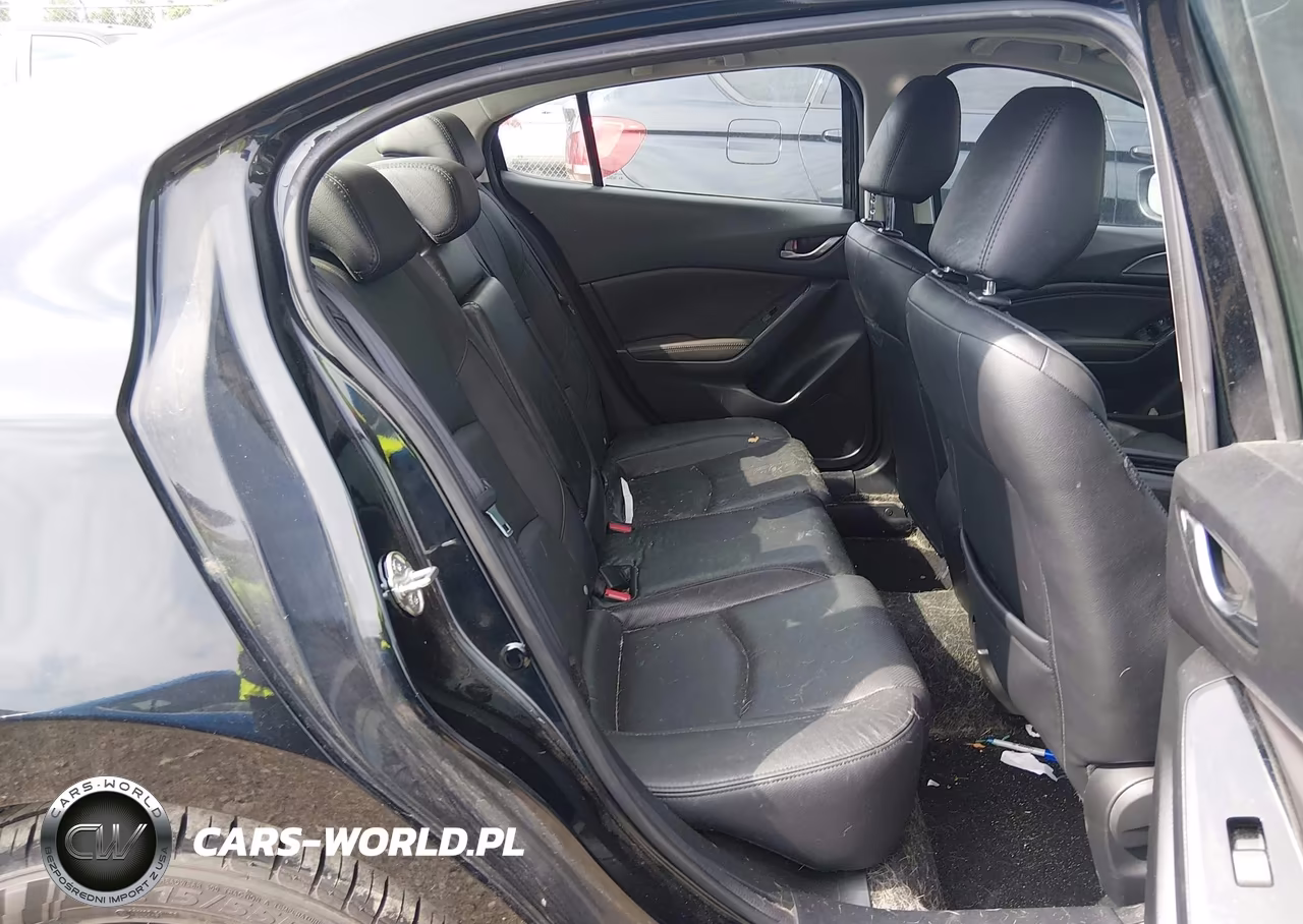 2018 Mazda Mazda3 Grand Touring VIN:3MZBN1W39JM162528 - 8