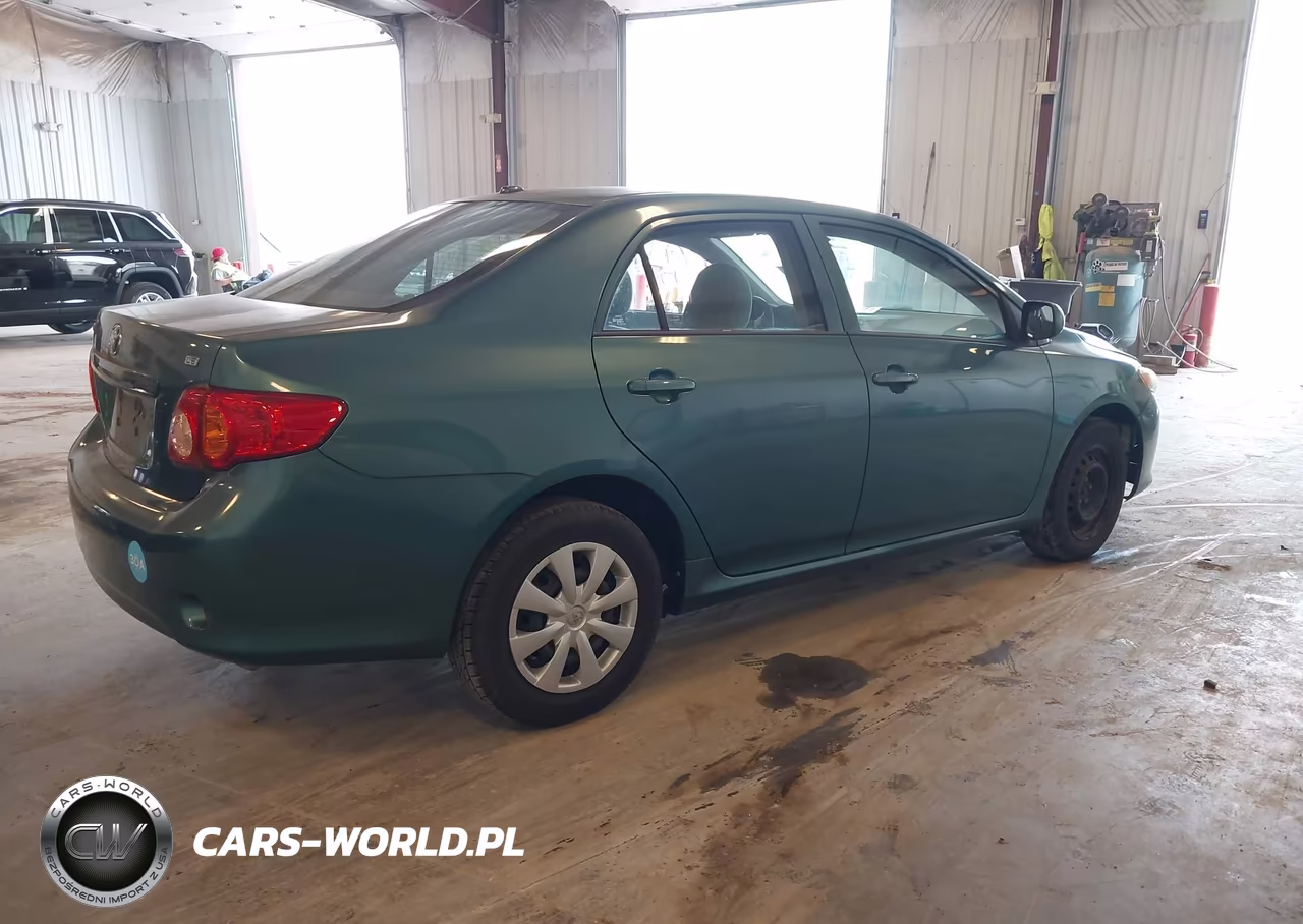 2010 Toyota Corolla Le VIN:1NXBU4EE0AZ224724 - 4