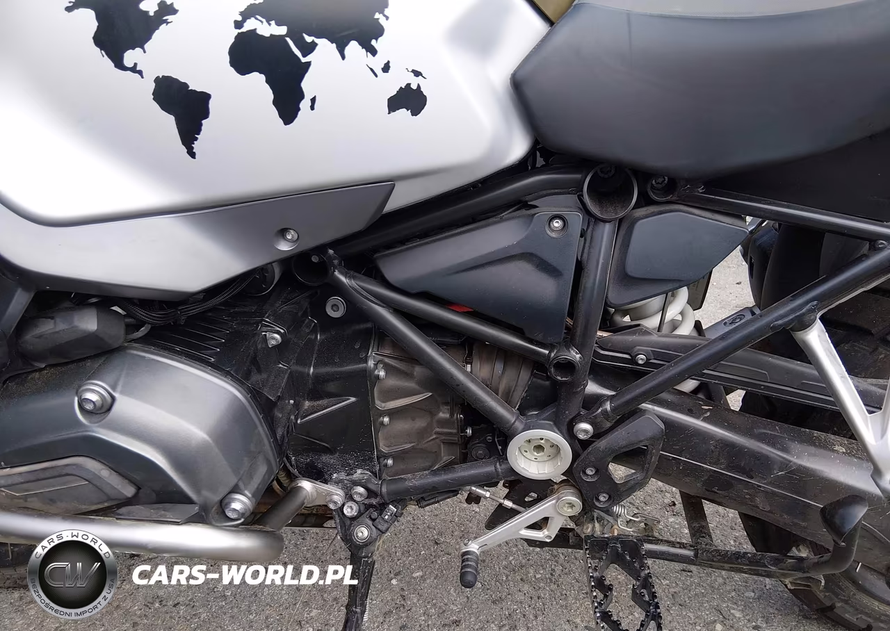 2015 BMW R1200 Gs Adventure VIN:WB10A1205FZ098475 - 9