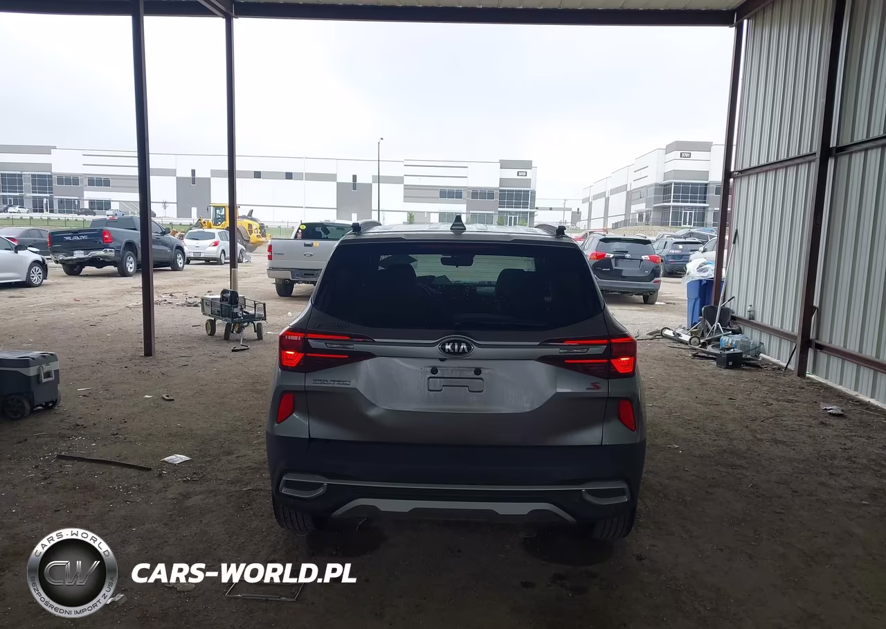 2021 Kia Seltos S VIN:KNDEU2AA7M7052722 - 16