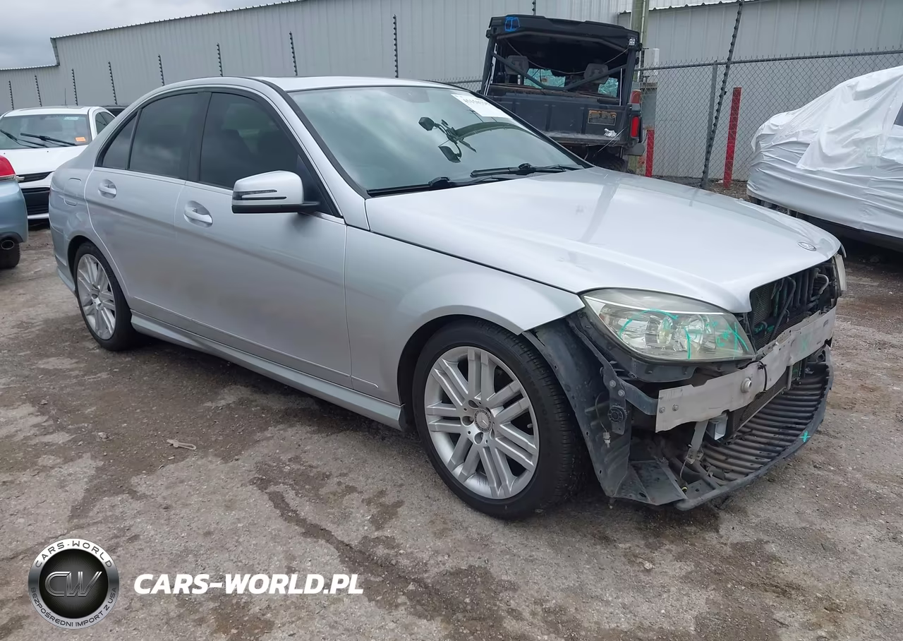 2010 Mercedes-Benz C 300 Luxury-Sport – zdjęcie 1 z 12