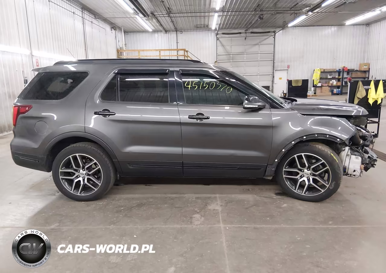 2019 Ford Explorer Sport VIN:1FM5K8GT1KGB42734 - 14