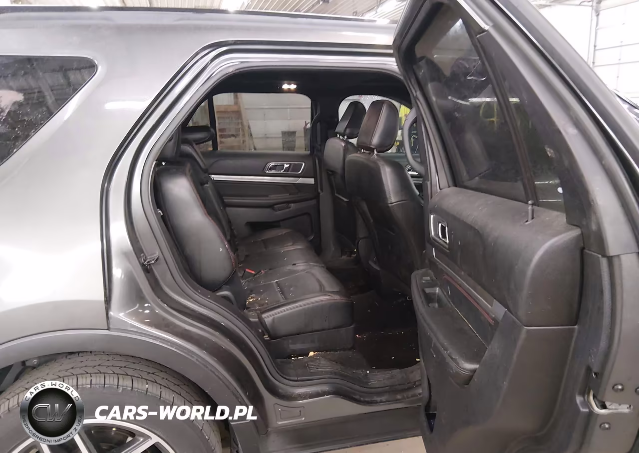 2019 Ford Explorer Sport VIN:1FM5K8GT1KGB42734 - 8