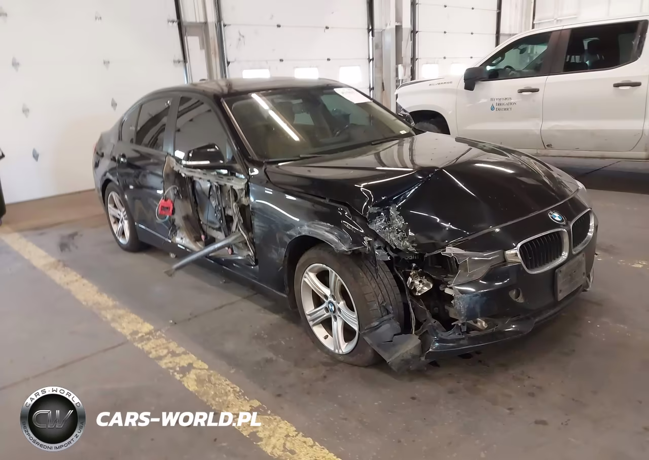 2014 BMW 328I xDrive – zdjęcie 1 z 16