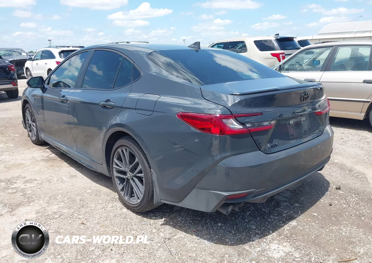 2026 Toyota Camry Se VIN:4T1DAACK5TU666099 - 3