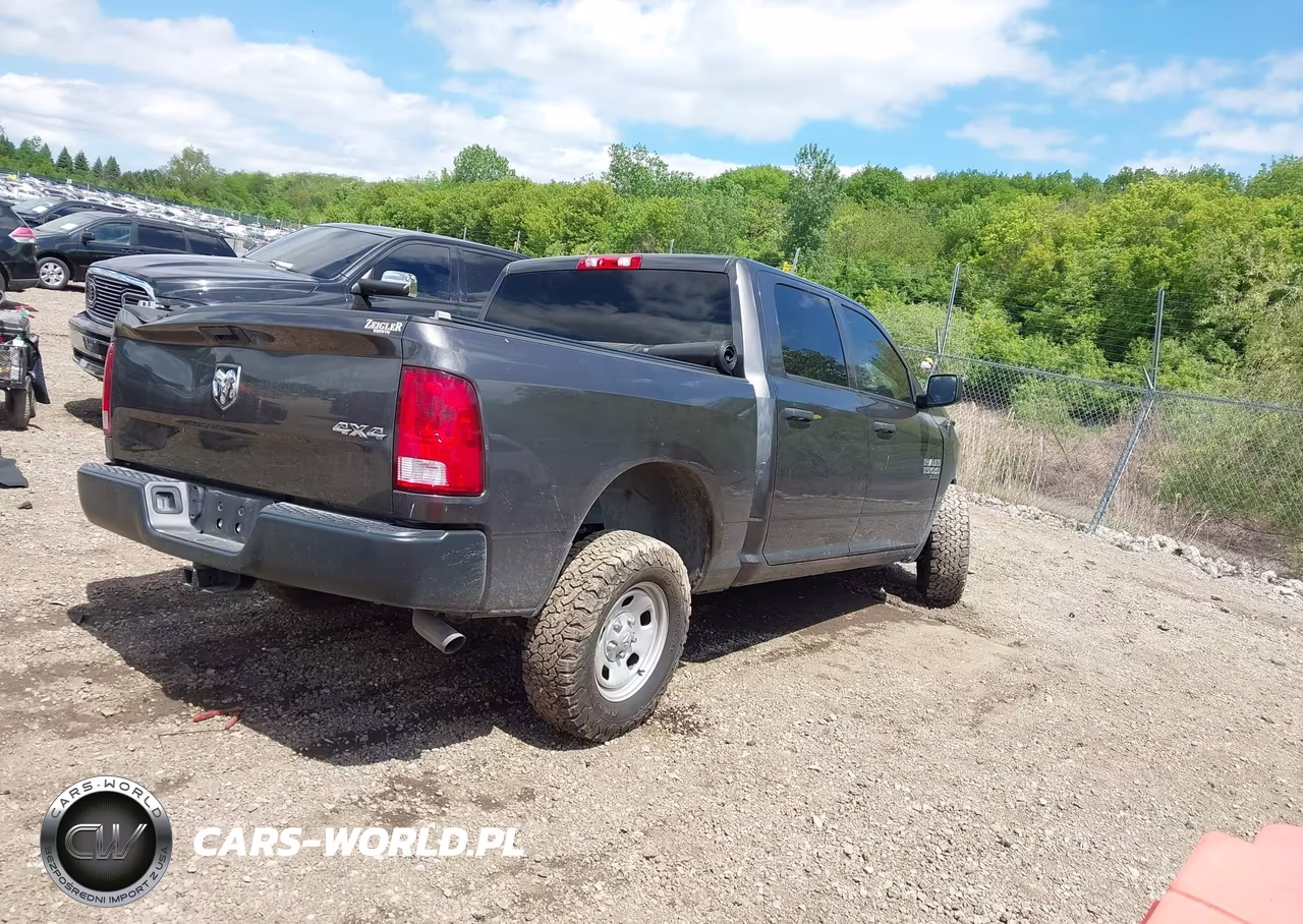2020 Ram 1500 Classic Tradesman 4X4 5'7 Box VIN:3C6RR7KG9LG134402 - 4