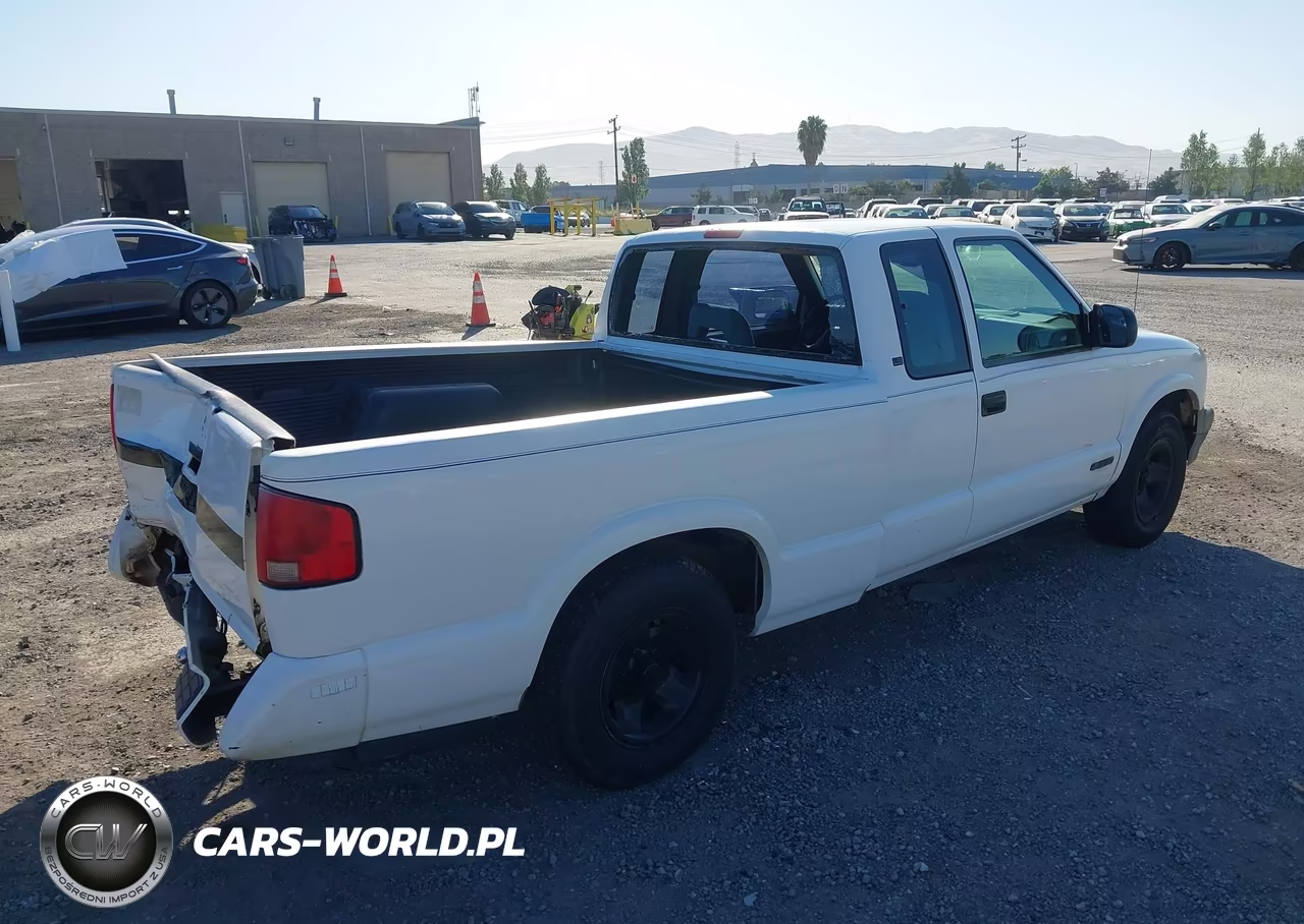 1994 Chevrolet S Truck S10 VIN:1GCCS19ZXR8239102 - 4