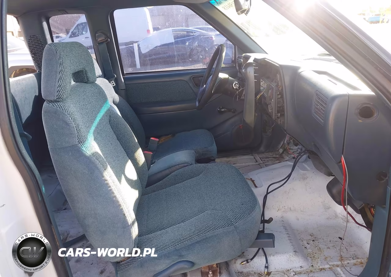 1994 Chevrolet S Truck S10 VIN:1GCCS19ZXR8239102 - 5