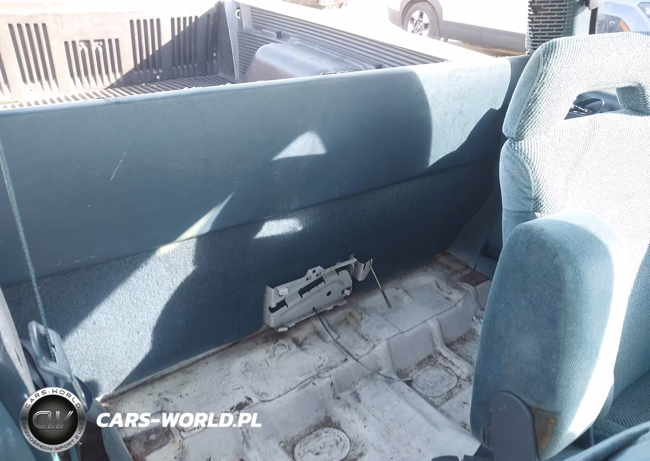 1994 Chevrolet S Truck S10 VIN:1GCCS19ZXR8239102 - 8