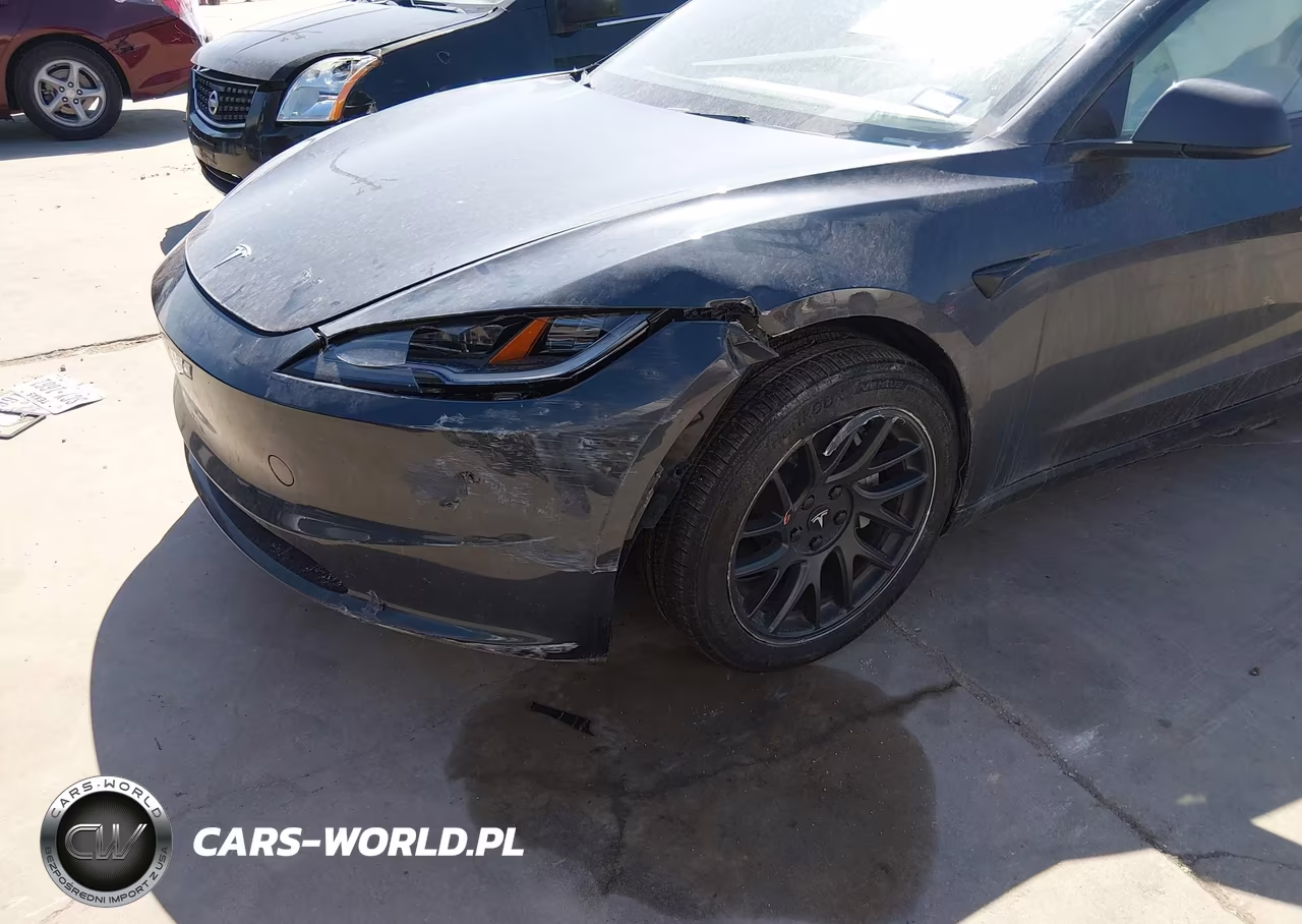 2025 Tesla Model 3 Long Range Rear-Wheel Drive-Standard Rear-Wheel Drive VIN:5YJ3E1EAXSF982792 - 6