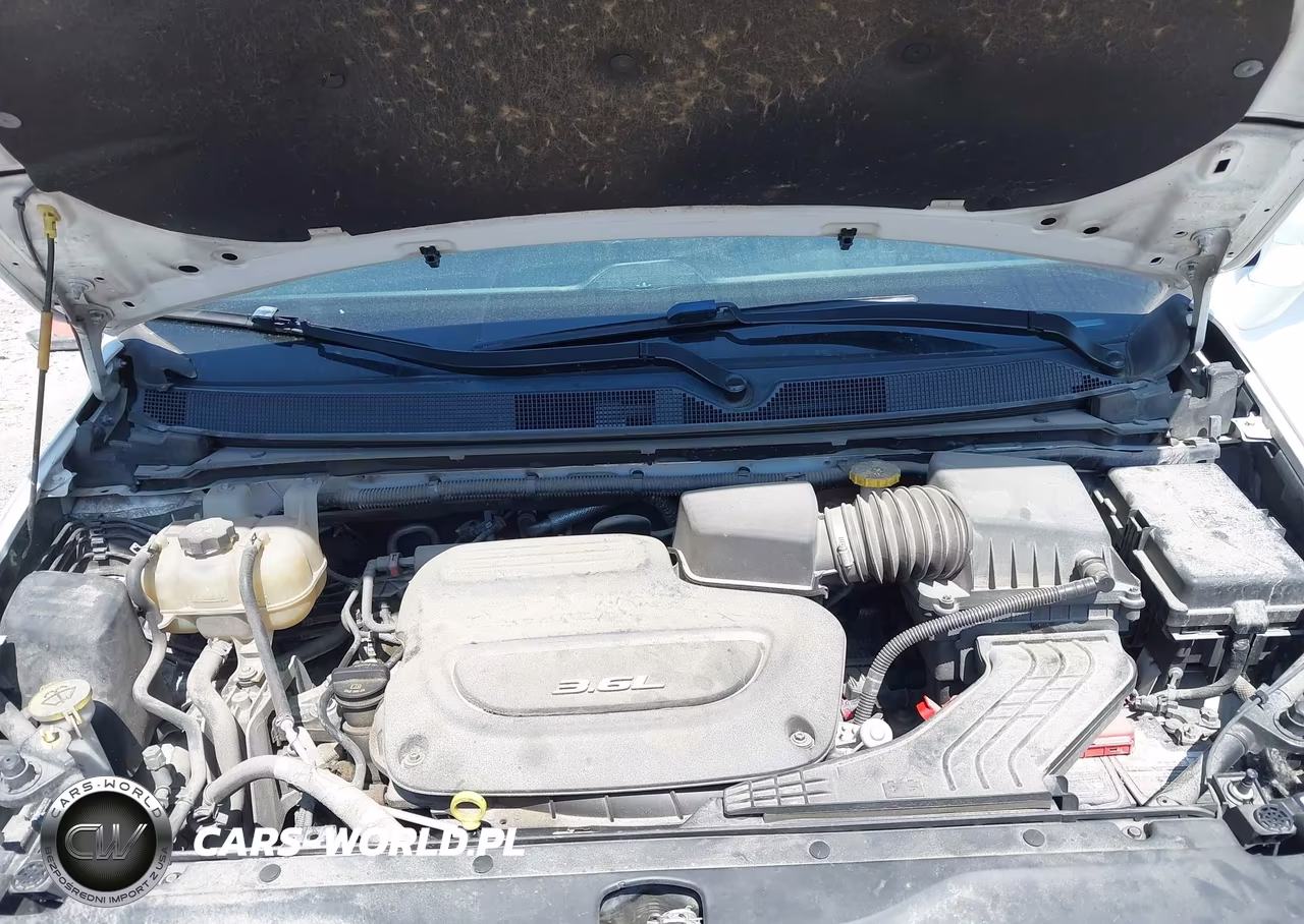 2018 Chrysler Pacifica Touring L VIN:2C4RC1BG3JR175543 - 10