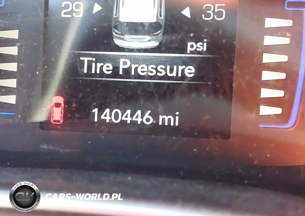2018 Chrysler Pacifica Touring L VIN:2C4RC1BG3JR175543 - 15