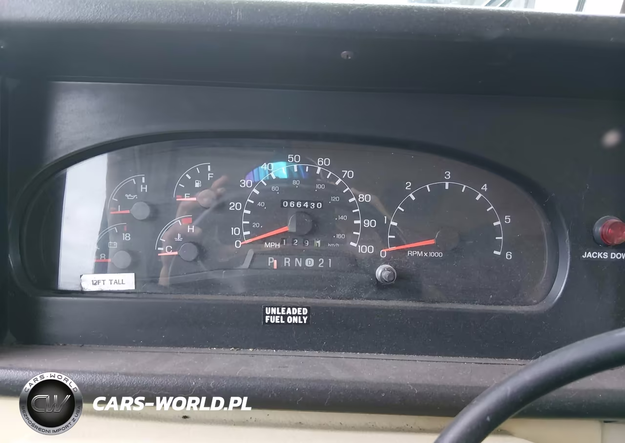 2003 Ford F550 Super Duty Stripped Chass VIN:1FCMF53S530A04088 - 7