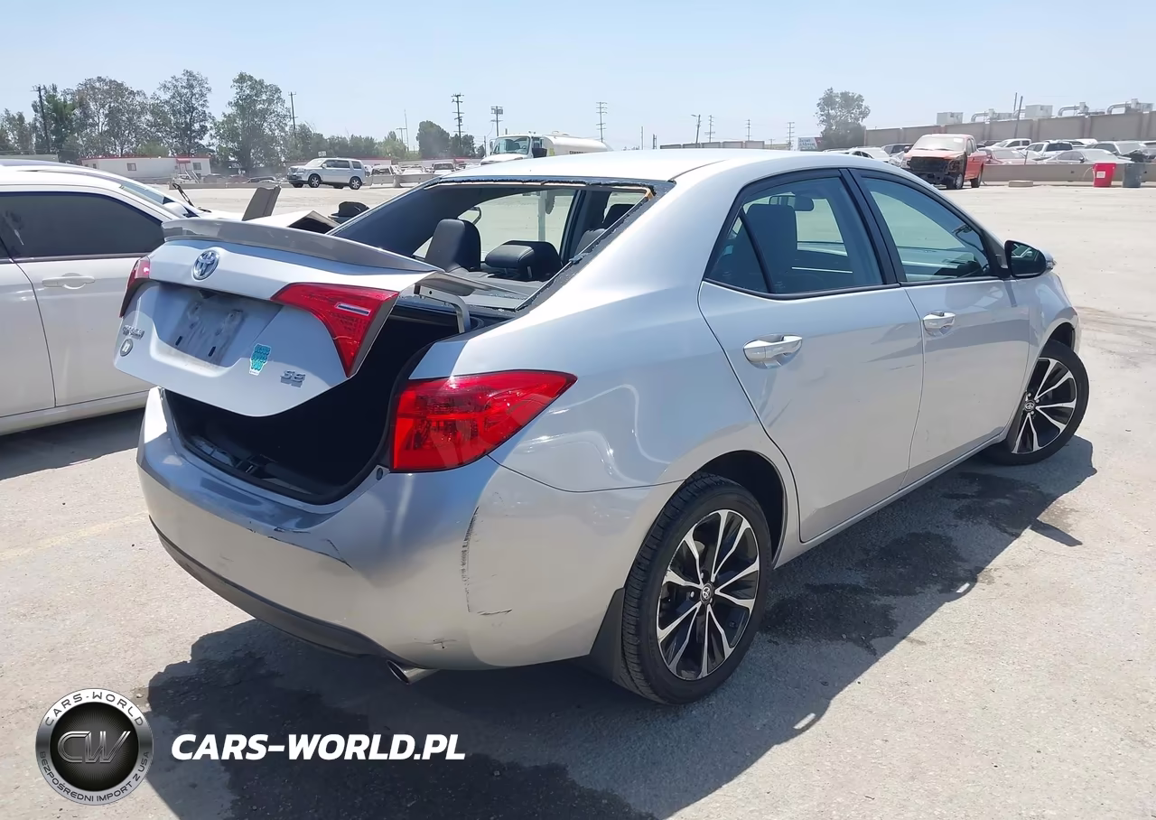 2017 Toyota Corolla Se VIN:2T1BURHE2HC939220 - 4