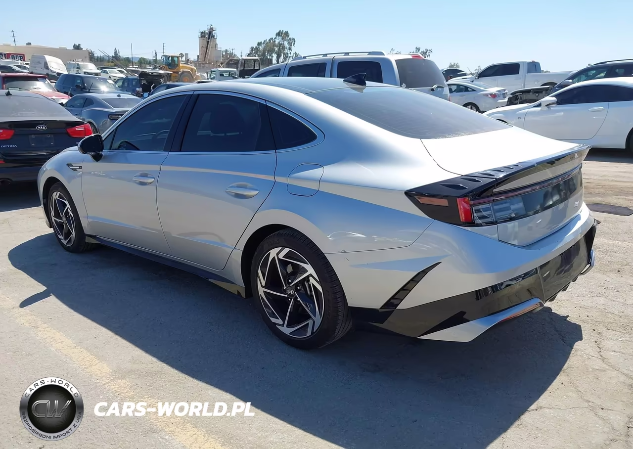 2025 Hyundai Sonata Sel Convenience VIN:KMHL14JA2SA496596 - 3