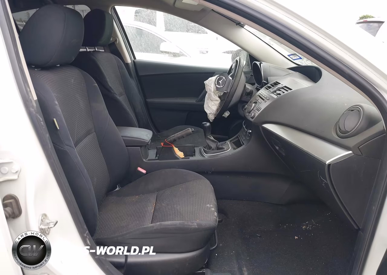 2013 Mazda Mazda3 I Sport VIN:JM1BL1U71D1783939 - 5