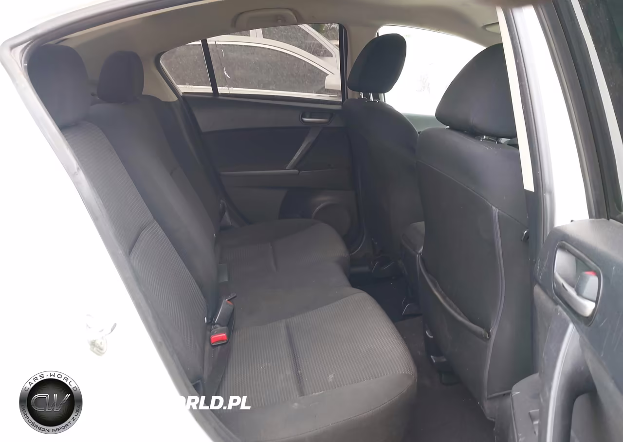 2013 Mazda Mazda3 I Sport VIN:JM1BL1U71D1783939 - 8