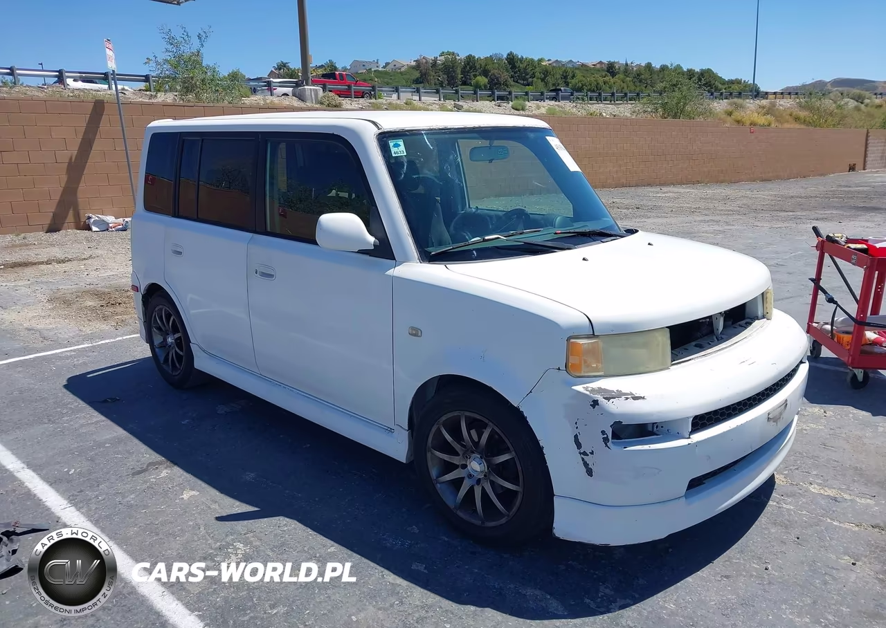 2004 Scion Xb