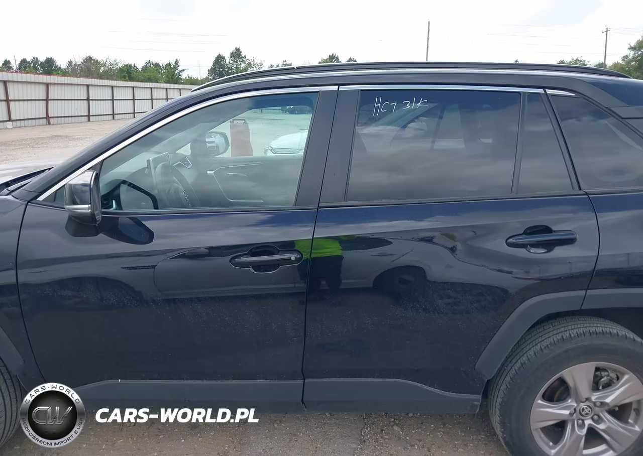 2025 Toyota Rav4 Xle VIN:2T3W1RFV6SC324987 - 14
