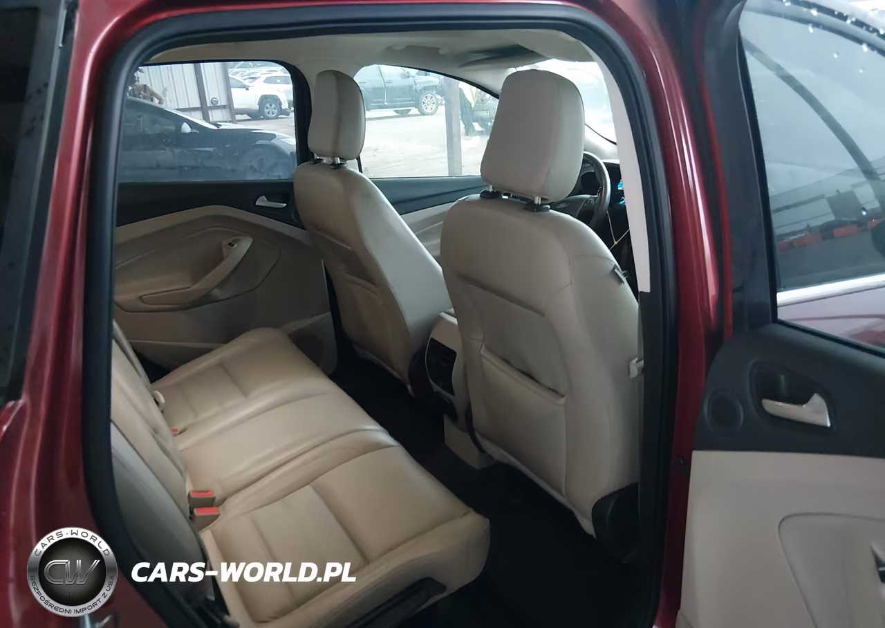 2018 Ford Escape Titanium VIN:1FMCU0J99JUD54748 - 8