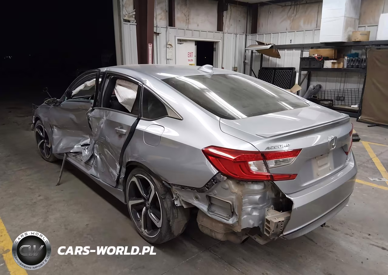 2018 Honda Accord Sport VIN:1HGCV1F35JA198383 - 3