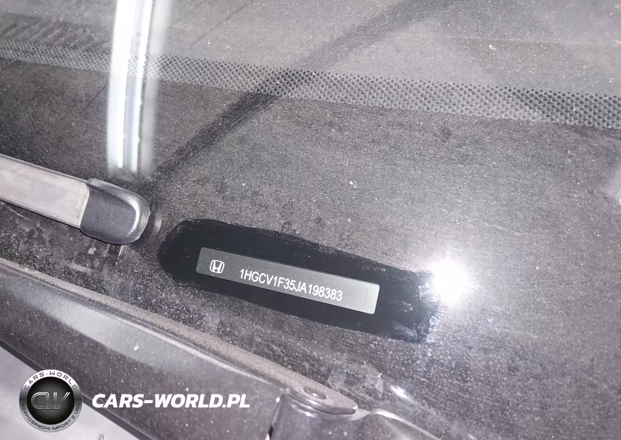 2018 Honda Accord Sport VIN:1HGCV1F35JA198383 - 9